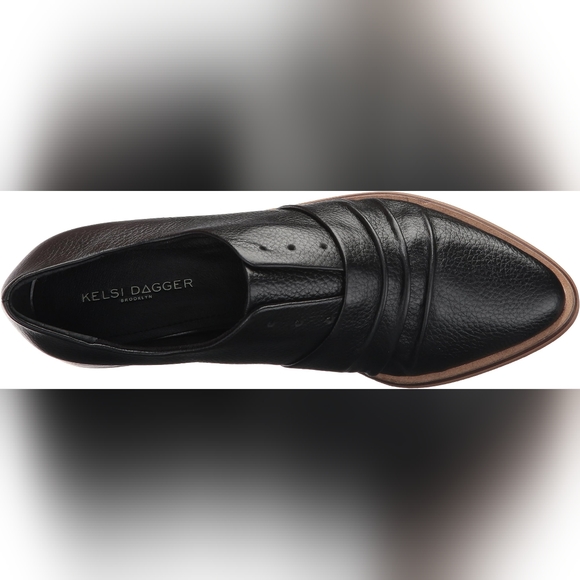 Kelsi Dagger Oxford Flat - Picture 5 of 10